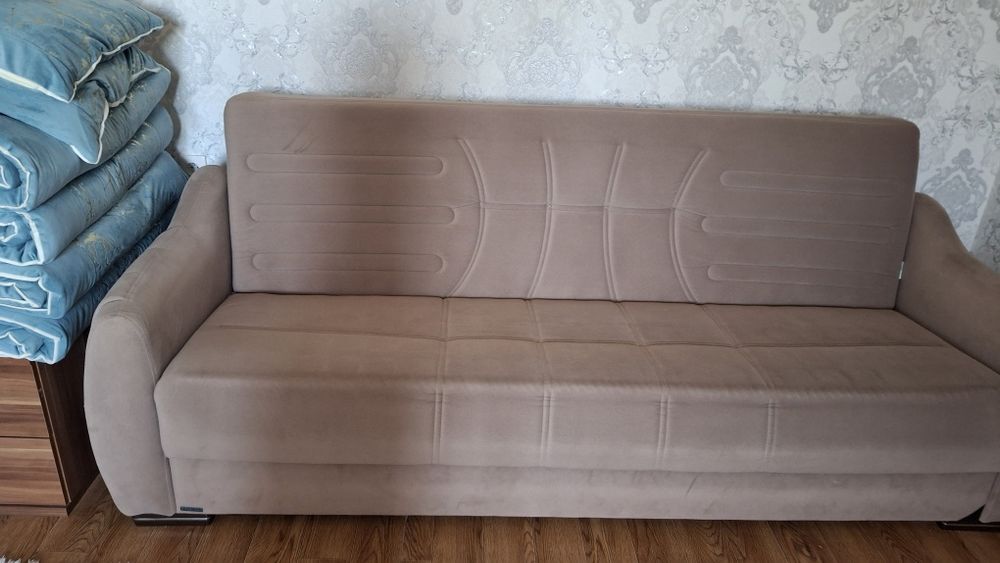 Диван  россия...