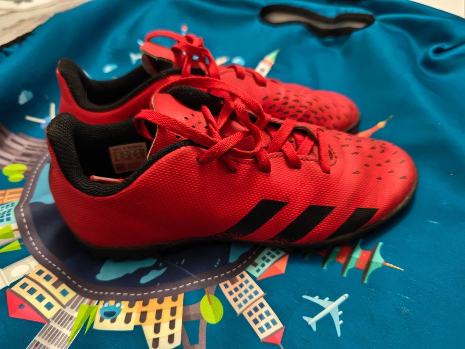 Детски футболни обувки Adidas