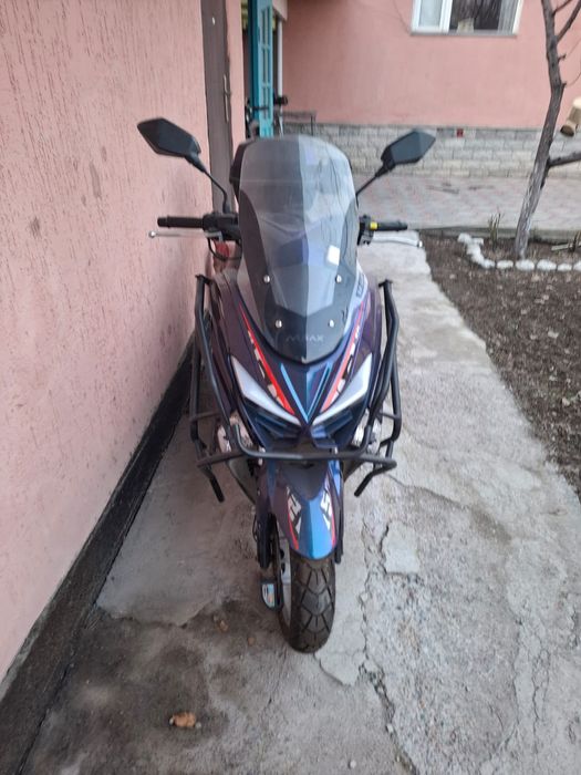 Продам  мопед  N-max
