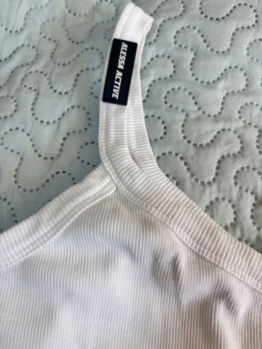 Топове Alessa - S размер