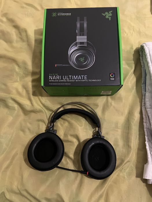 Razer Nari Ultimate full box
