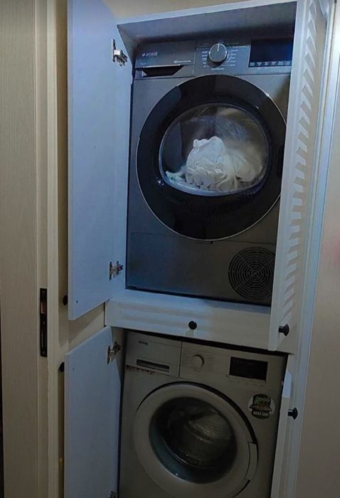 Шкаф за пералня и сушилня