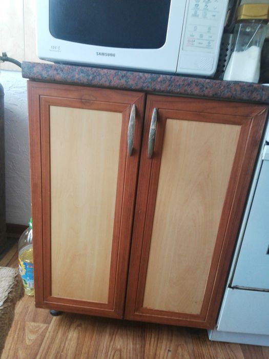 Срочно, в связи  с переездом продам