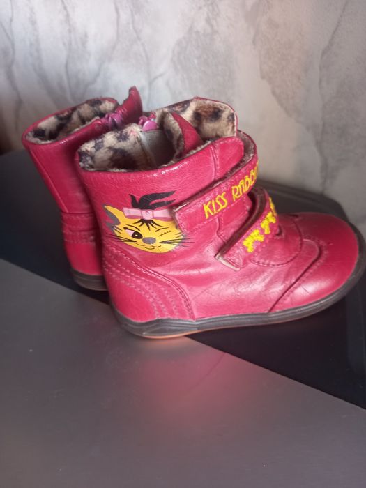 Продам сапожки 25 р