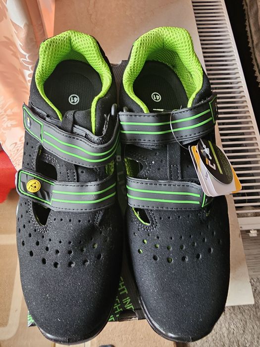 Bocanci de lucru Cerva