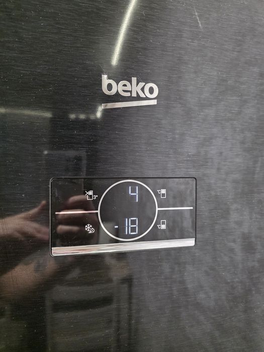 Холодильник Beco
