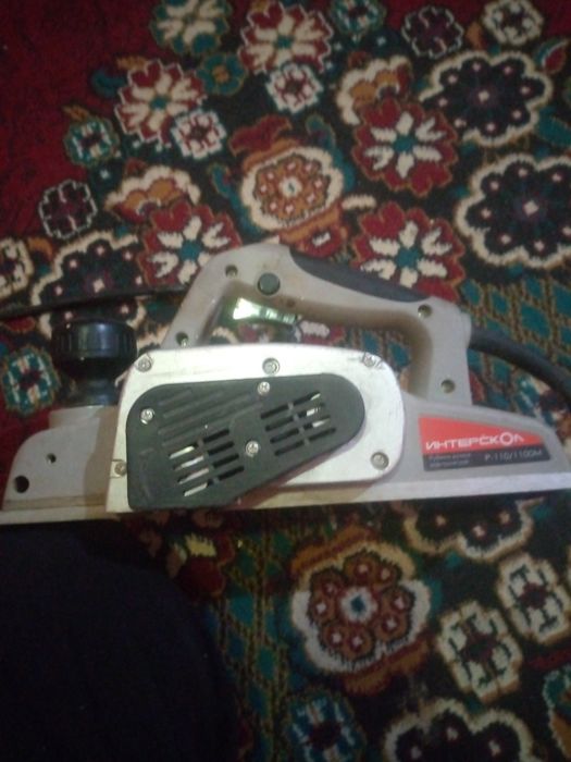 Ручная электрические рубанок ИНТЕРСКОЛ