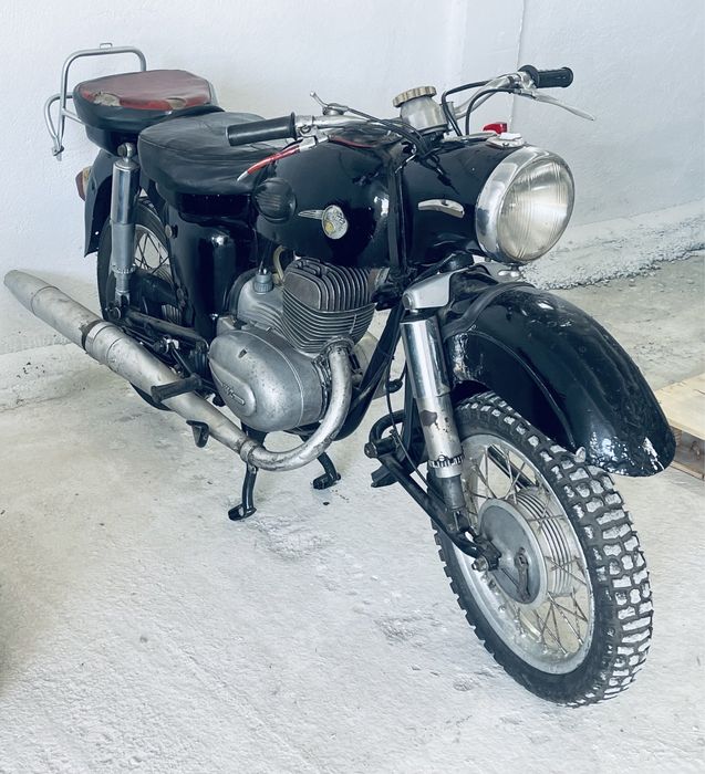 Motocicleta MZ 250 din 1963