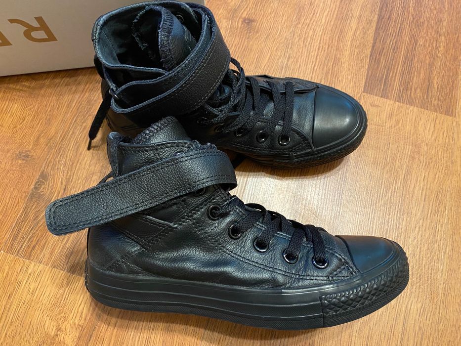 Tenesi Converse dama negri din piele naturala