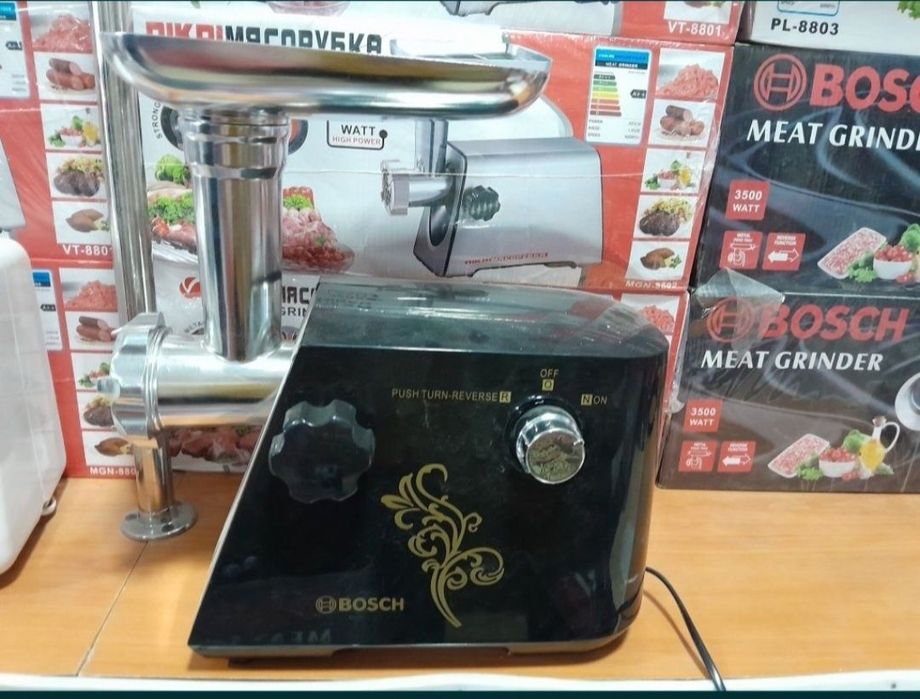 Даставка бесплатная. Мясорубка электрическая .Гости кималагич