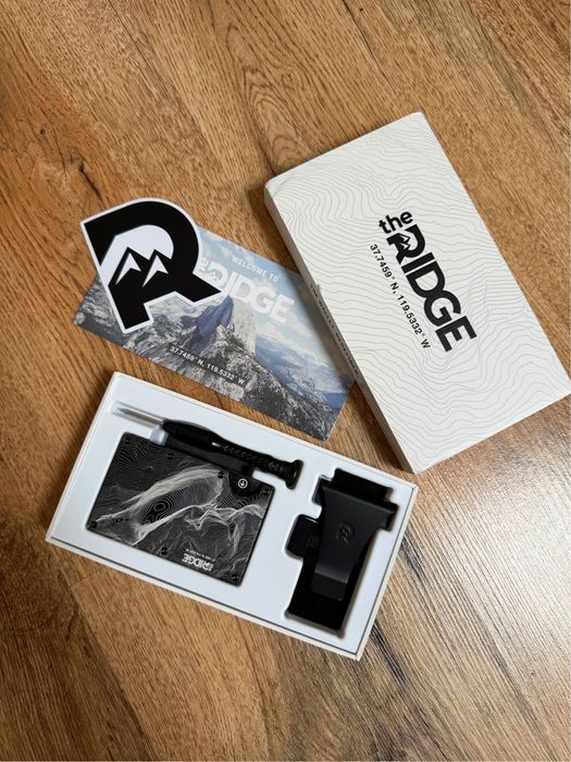 Ridge Wallet Topographic (ed. limitata - nou, nefolosit)