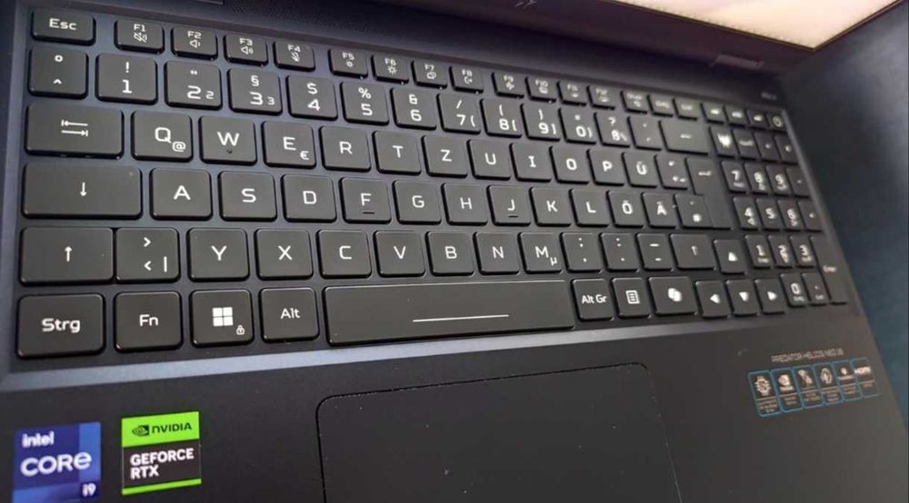 Vând laptop ultra gaming ! poză!