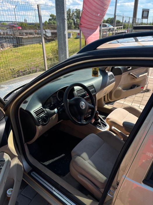 VOLKSWAGEN Bora 2002 — imagine 5