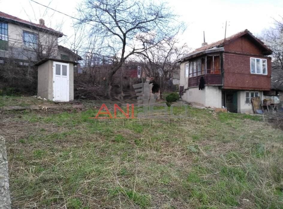 Къща в Варна-Възраждане 1 площ 80 цена 80000