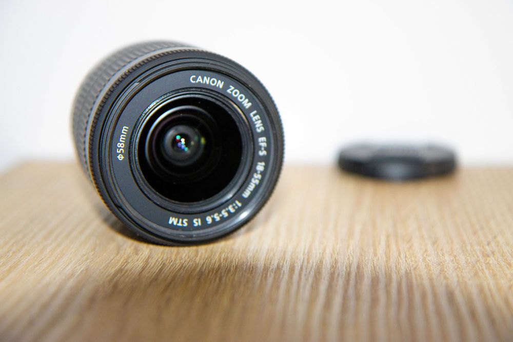 Obiective canon EF-S