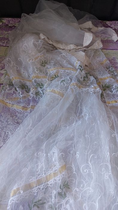 Продам недорого тюли шторы