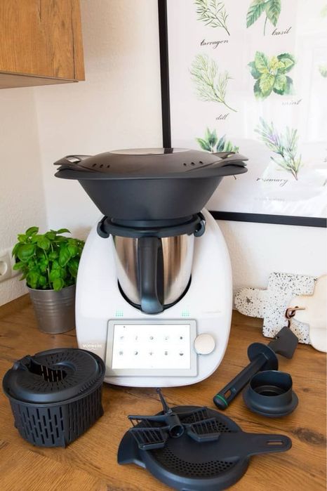 Продается б/у Thermomix TM6