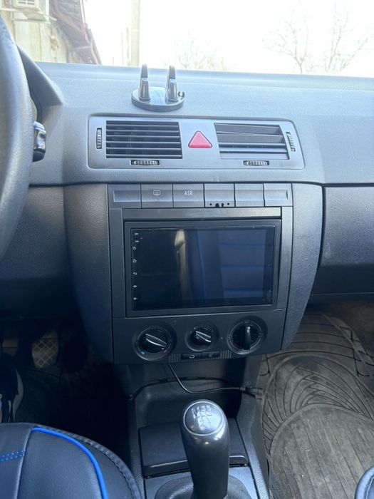 Универсална Мултимедия 7inch | Andoid 13, IOS CARPLAY, GPS, 4GB/32GB