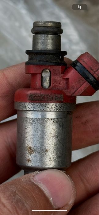 Toyota Carina E ФОРСУНКИ