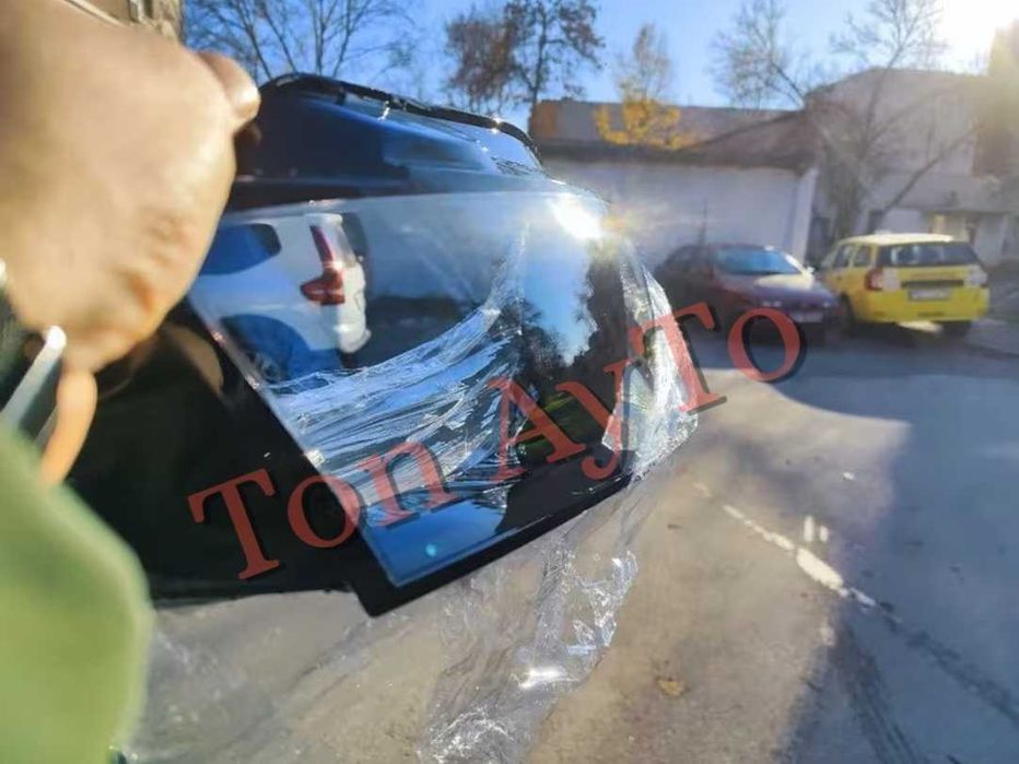 Стъкла Капаци Ауди А4 Б8 AUDI A4 B8 2009-2012 Стъкла Капаци Фарове