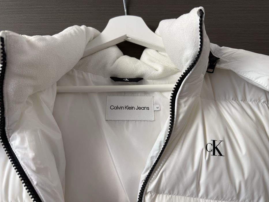 Geaca cu aspect matlasat Calvin Klein, M
