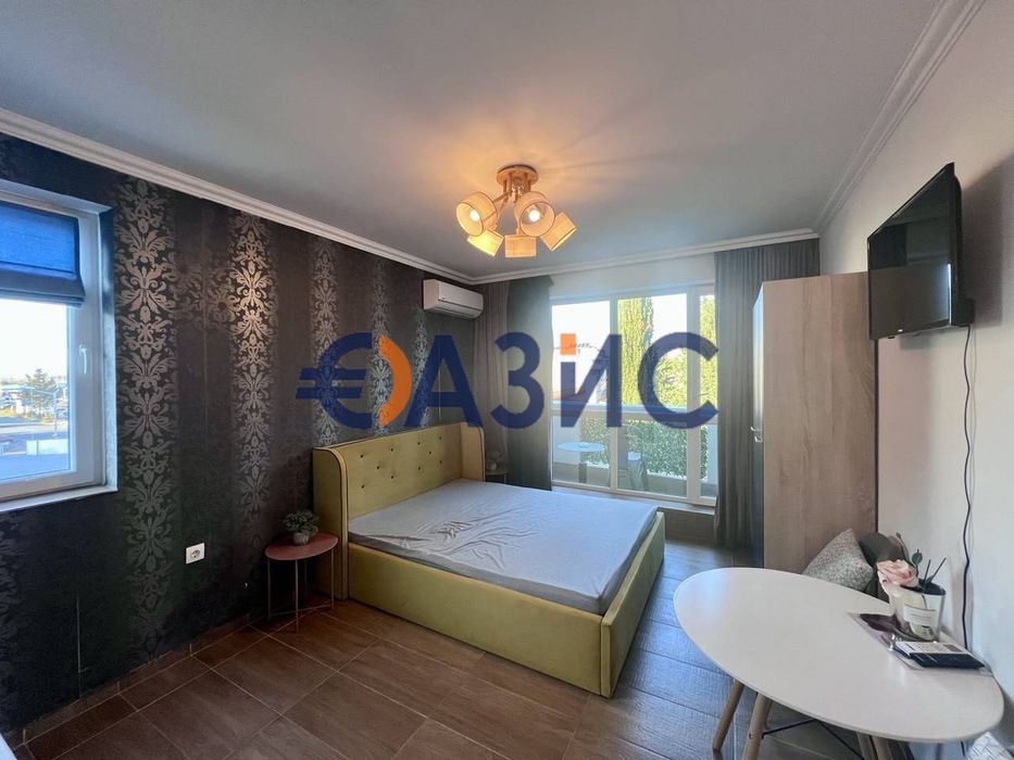 Продава се Едностаен апартамент в к.к. Слънчев бряг - 33 кв.м за 920 €/кв.м - Снимка #1