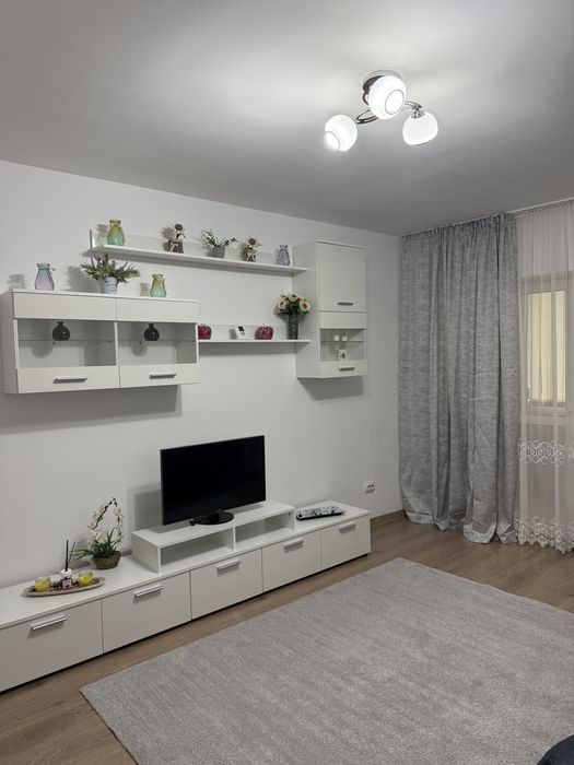 Inchiriez Apartament 2 camere cofort 1 decomandat ,mobilat si utilat totul nou  in cartier Obor langa Dinamo
