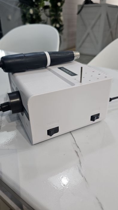 Продам машинку для маникюра