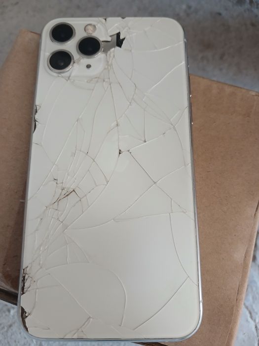 IPHONE 11 PRO срочно сотаман