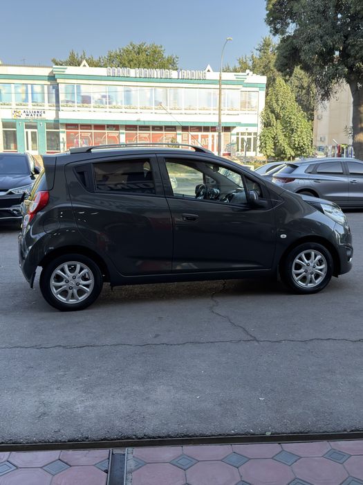 Spark Arenda vikup 4 Poz A/T