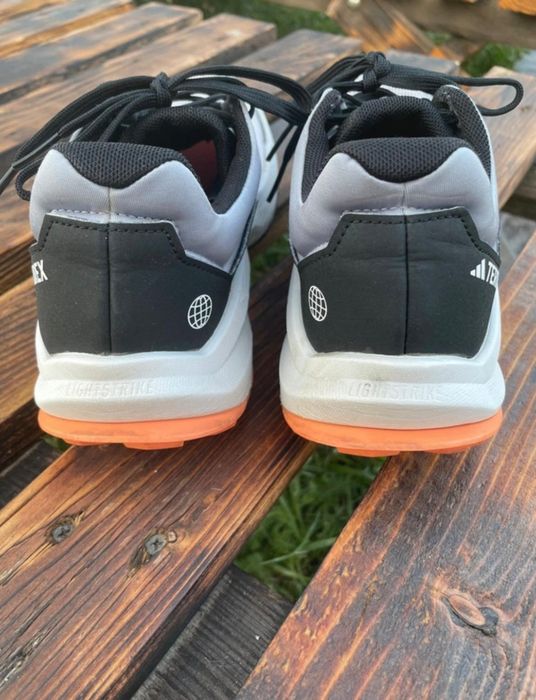 Adidași Trail Adidas Terrex originali,stare foarte bună