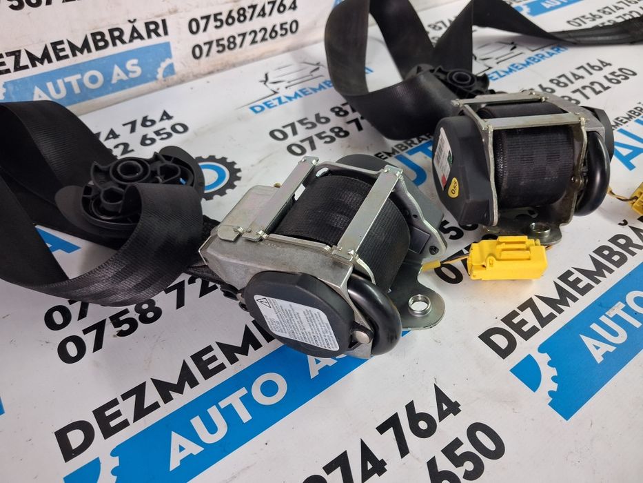 Centuri fata vw Golf 5 2006 coupe