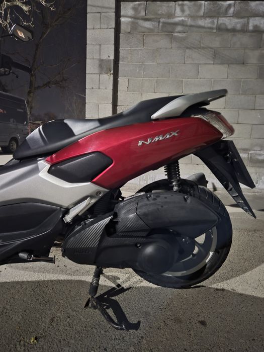 Yamaha nmax 155 скутер