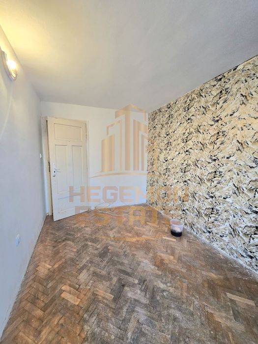 Продава се Тристаен апартамент в Варна, Централна поща - 65 кв.м за 981 €/кв.м - Снимка #4