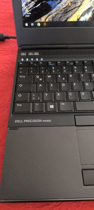 Лаптоп Dell Precision M4800
