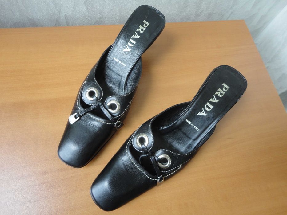 Prada*37,5 размер*дамски чехли