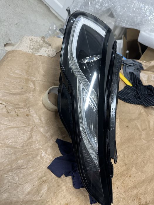 Far stânga bi xenon led range rover evogue.cod:gj32-13w030.