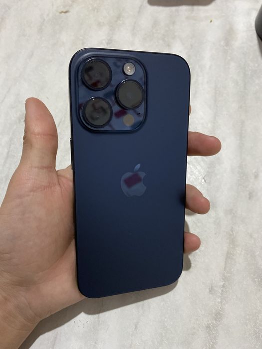 Iphone 15 pro тёмно-синий цвет