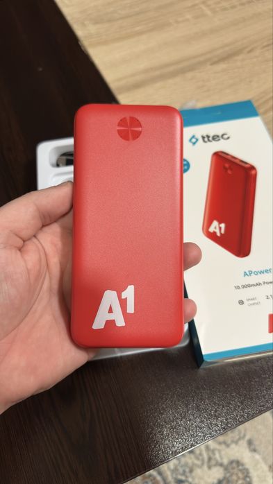 Чисто нова PowerBank