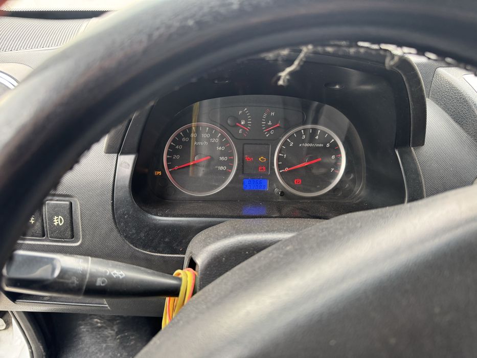 Dongfeng B12 Srochna sotiladi