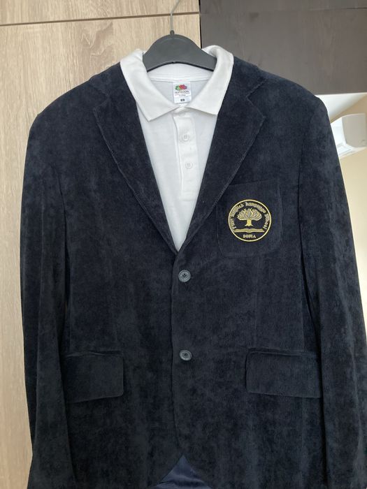 Сако и  2 броя тениски - Първа Английска гимназия