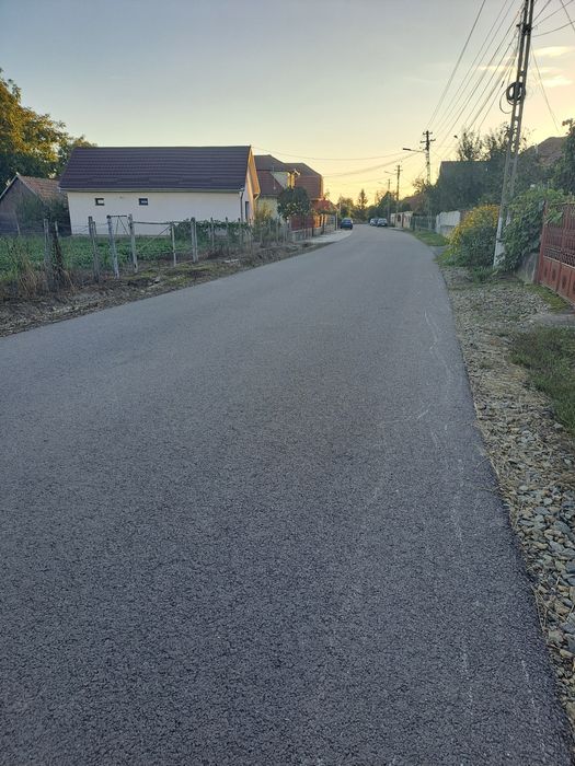 Vând Teren Intravilan Lux UNIK.