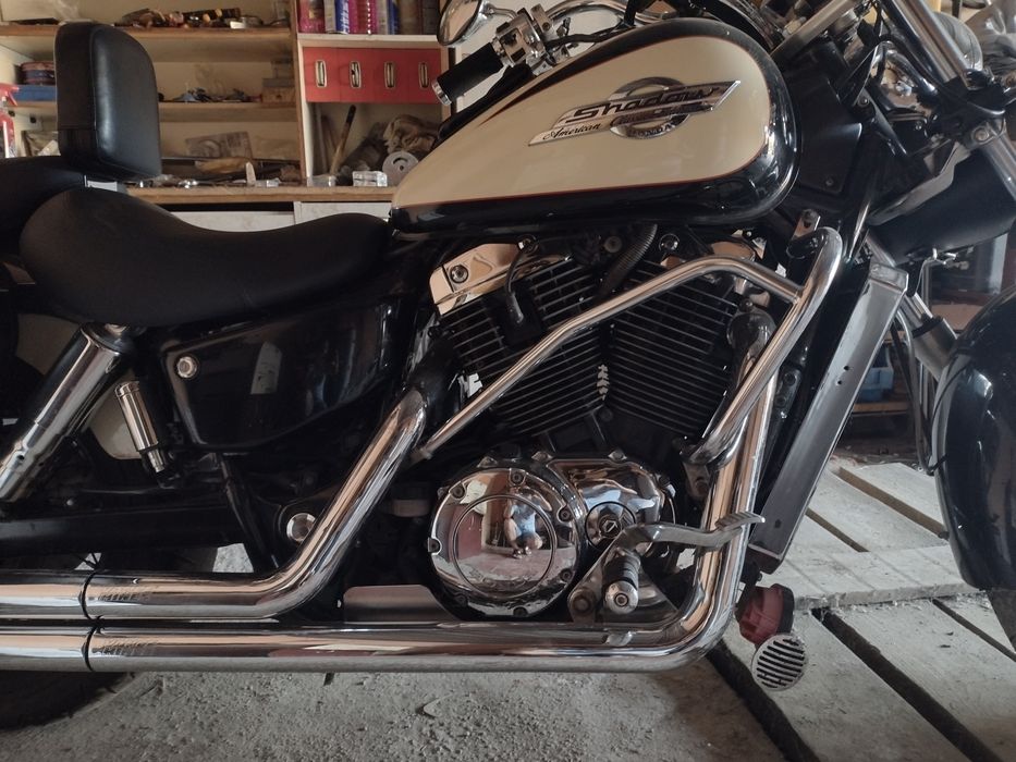Honda Shadow VT1100 ACE
