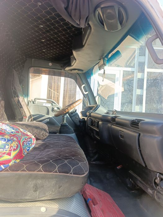 Isuzu Nqr 71 2012 sotiladi