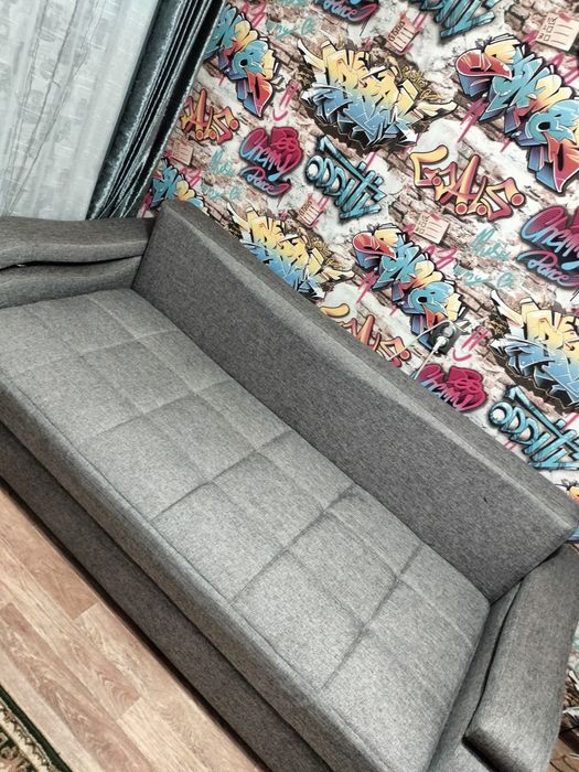 Продам диван в хорошем состоянии