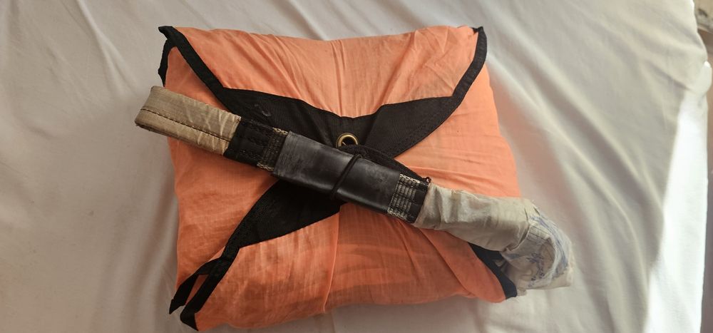 Parasuta rezerva parapanta 74 -110 kg