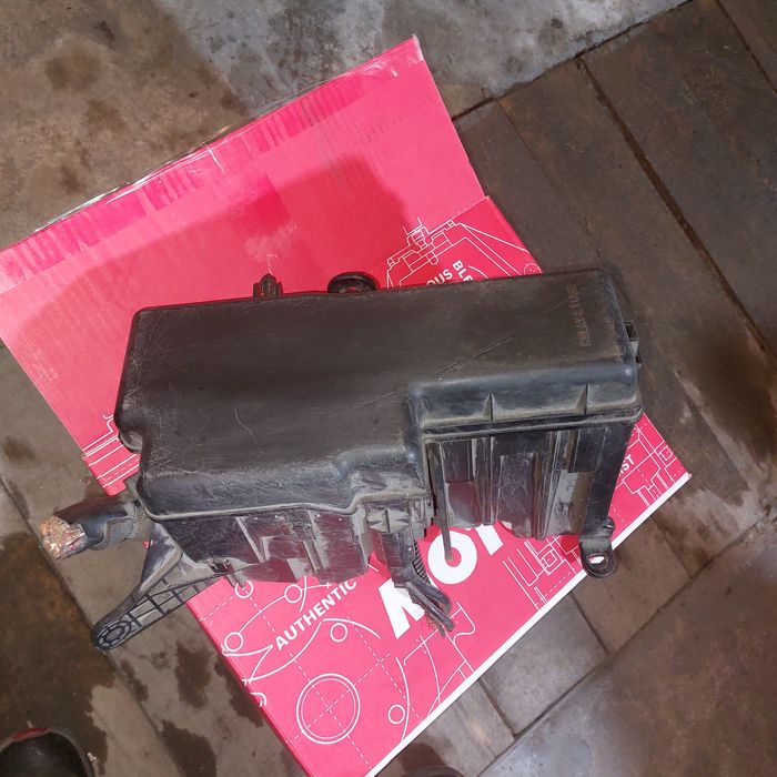 Блок предохранителей камри 30