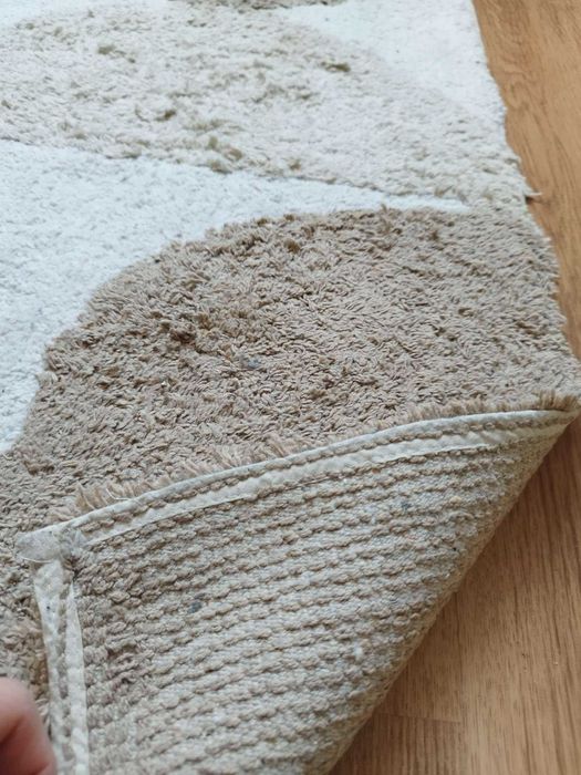 Уютни и цветни килимчета