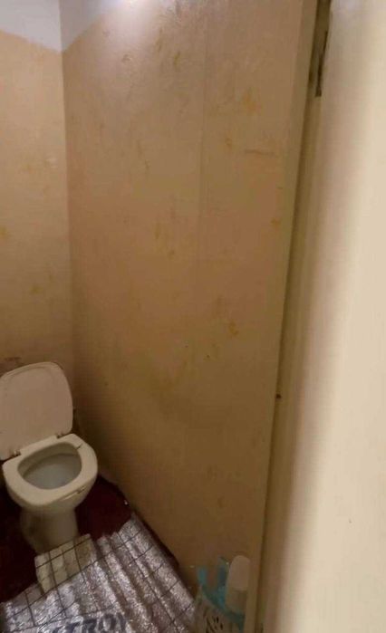 Срочно 2 хонали квартира сотилади  №404