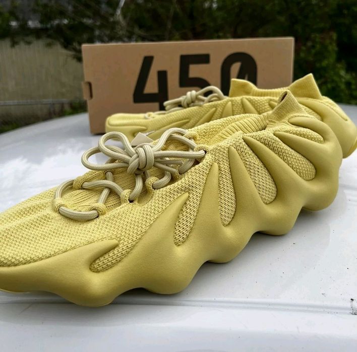 Оригинални Adidas Yeezy 450 Sulfur 42.7 номер